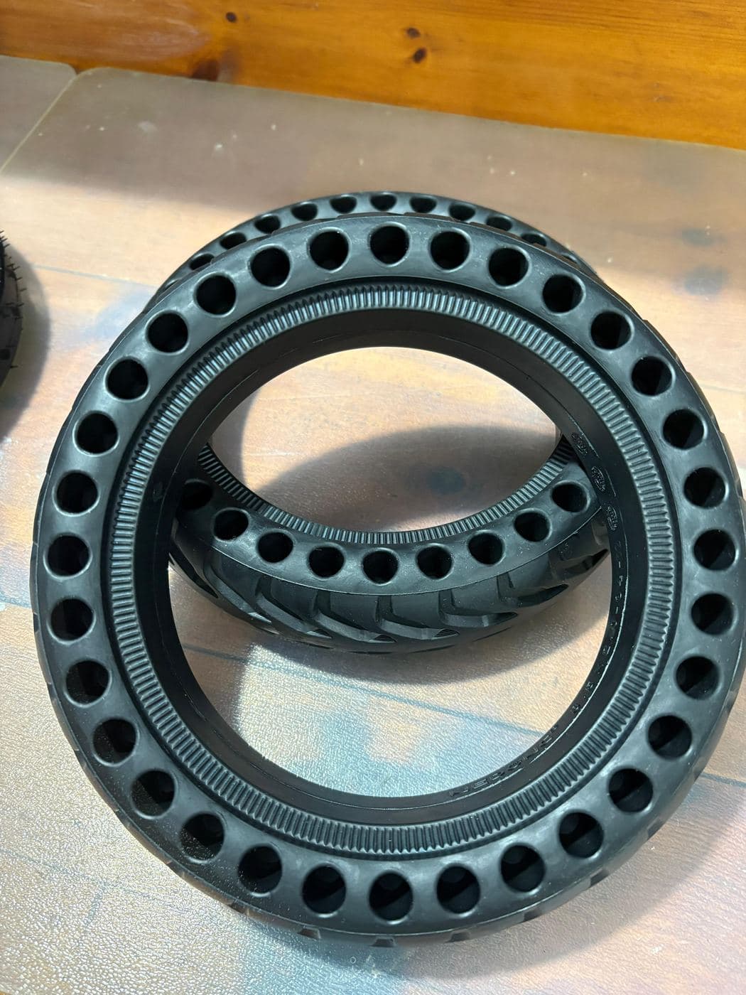 Ruedas solidas antipinchazos