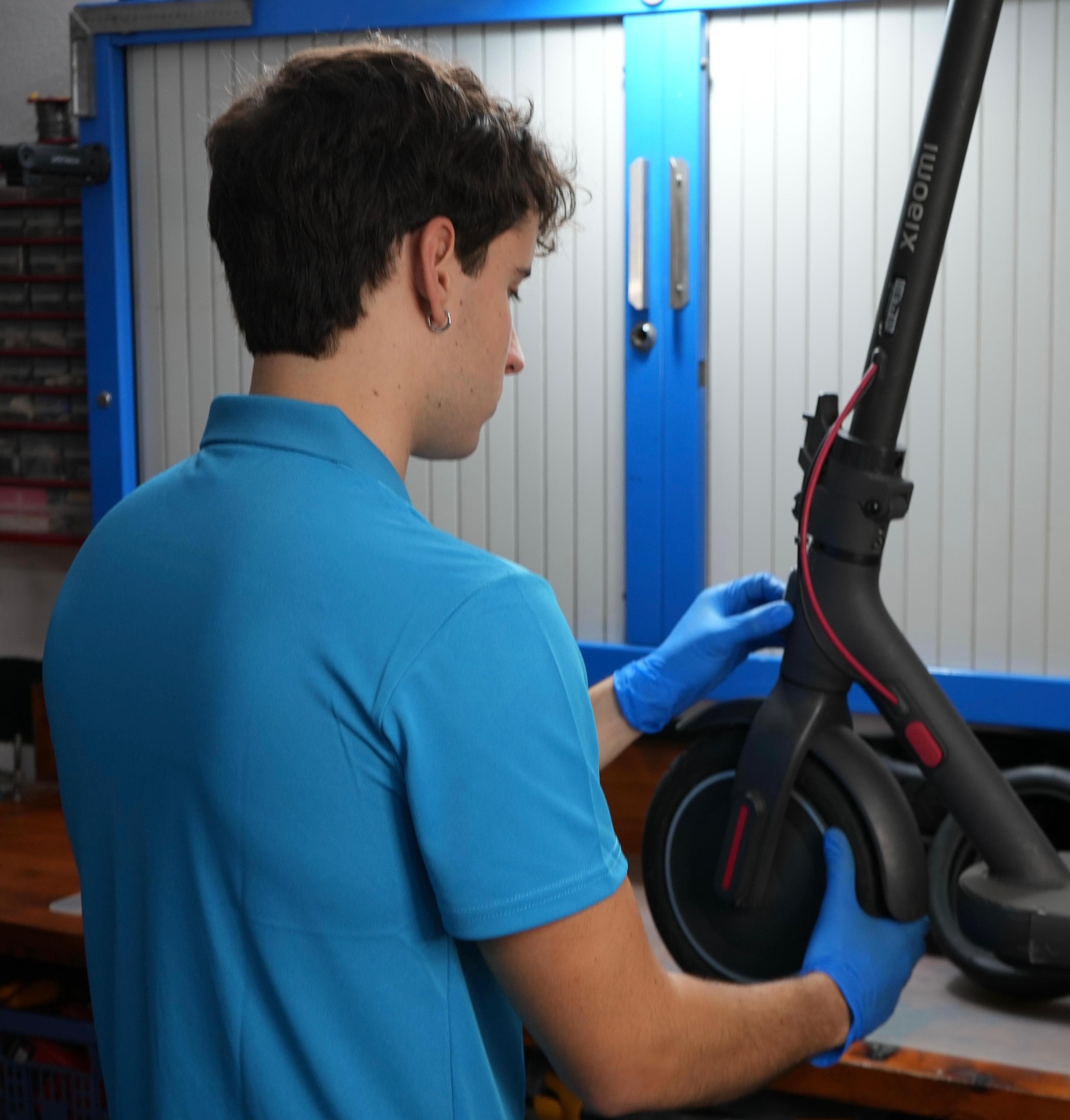 Arnau - Técnico especializado en patinetes eléctricos